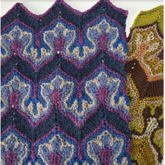 14/26 Stacked Stitches - Fox Paws